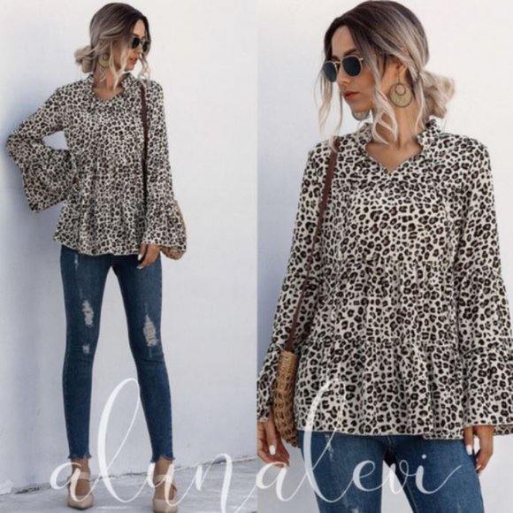 ❤️HP❤️ Leopard Print Bell Sleeve Top - Picture 2 of 4